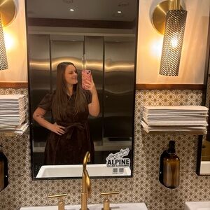 Meet your Posher, Abby